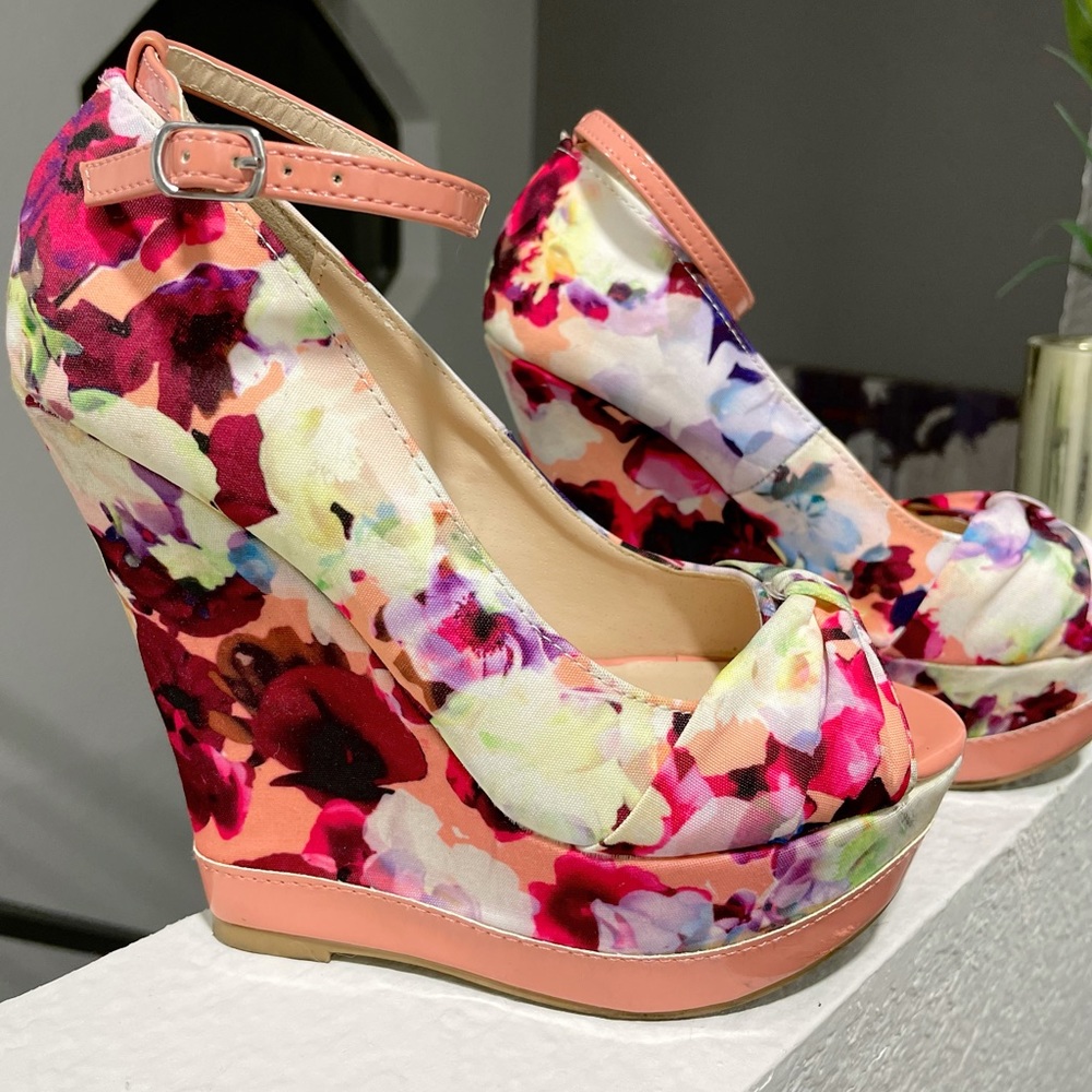 Summer/Spring wedges 👠